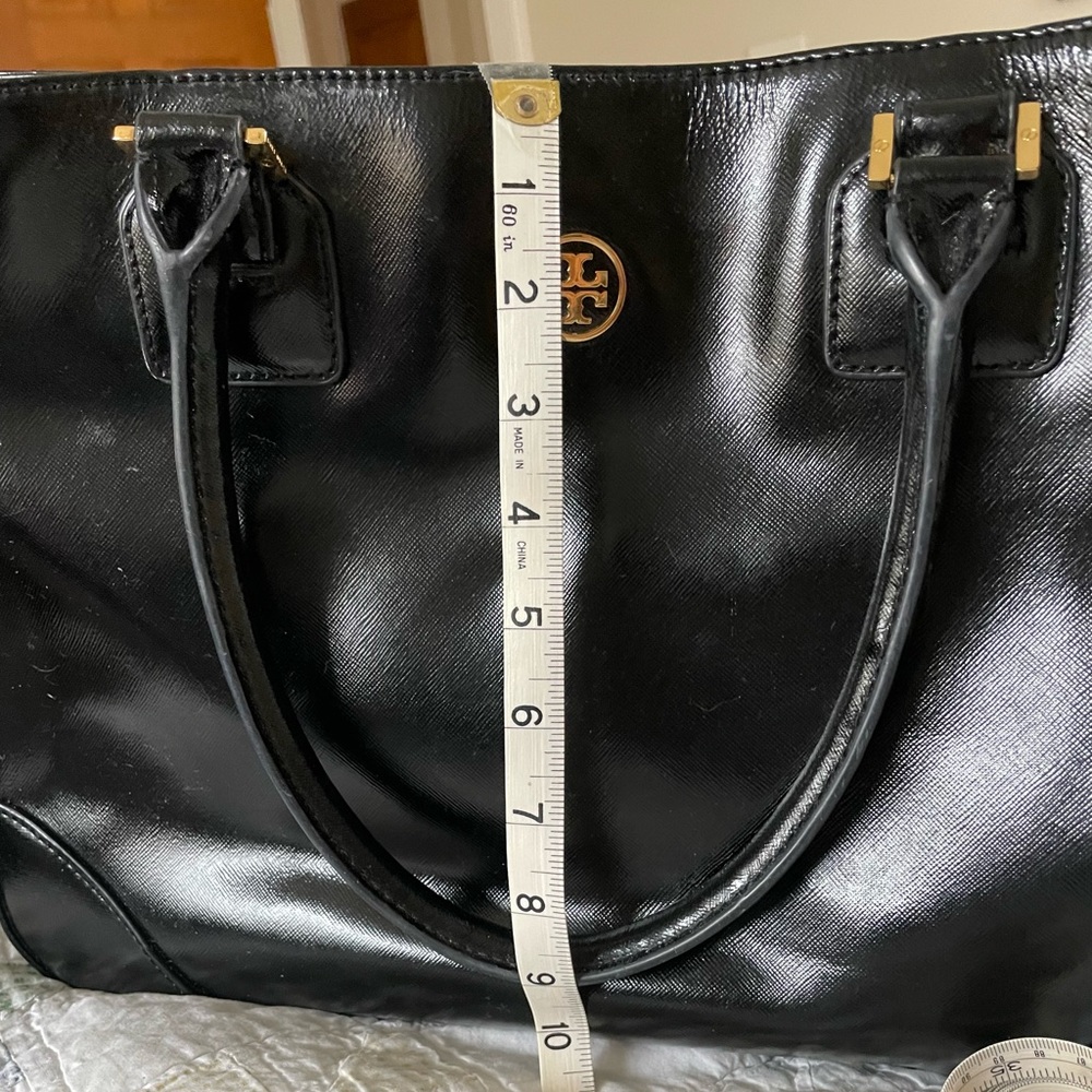 Tory Burch Tote Bag - Black Patent Leather Large - Picture 6 of 9